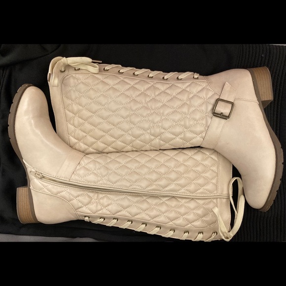 Lace Up Boots - Picture 3 of 8